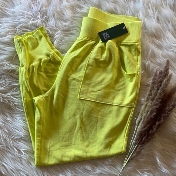wild fable Pants - NWT wild fable lime green sweats